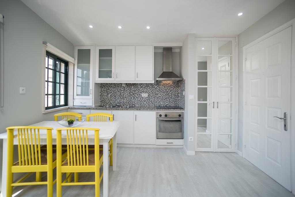 Apartamento Casa Amarela Sesimbra Luaran gambar