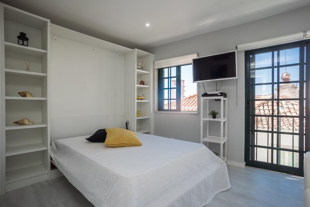 Apartamento Casa Amarela Sesimbra Luaran gambar